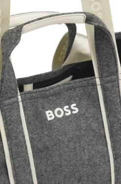 Fabric tote bag with contrast logo