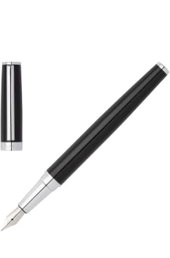 Glossy-black lacquer fountain pen with logo ring