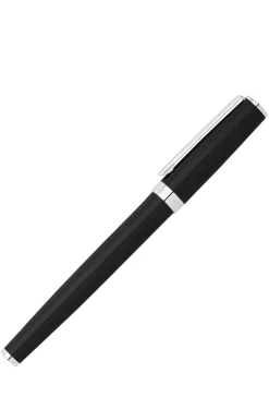 Glossy-black lacquer fountain pen with logo ring