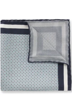Hand-made pocket square in silk