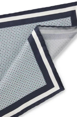 Hand-made pocket square in silk