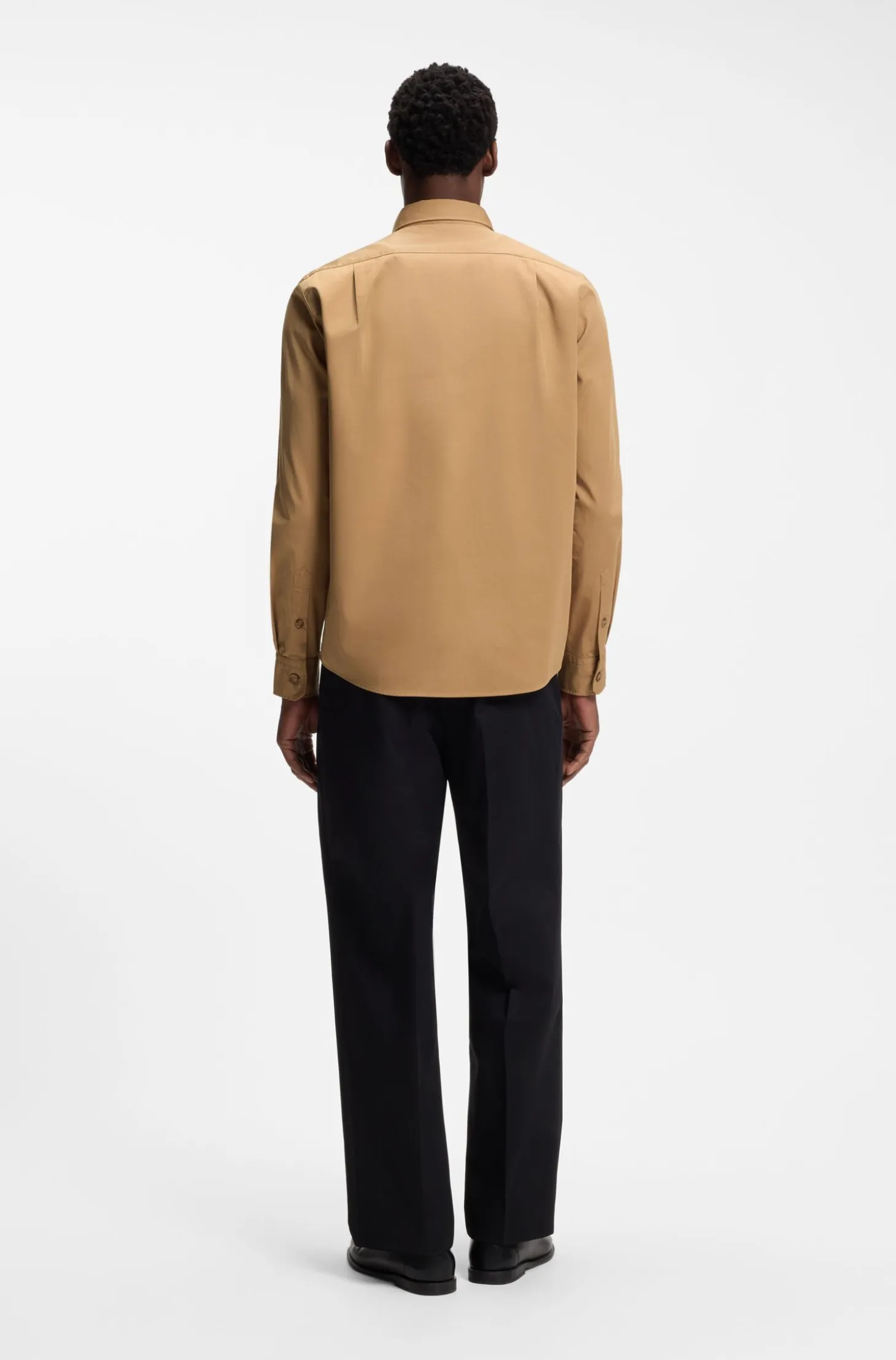 Heritage casual-fit shirt in compact cotton poplin