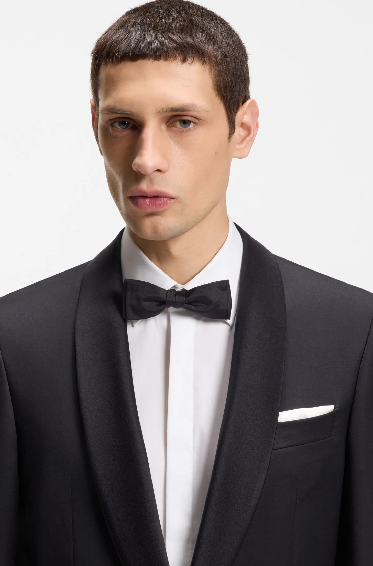 Italian-made bow tie in silk jacquard