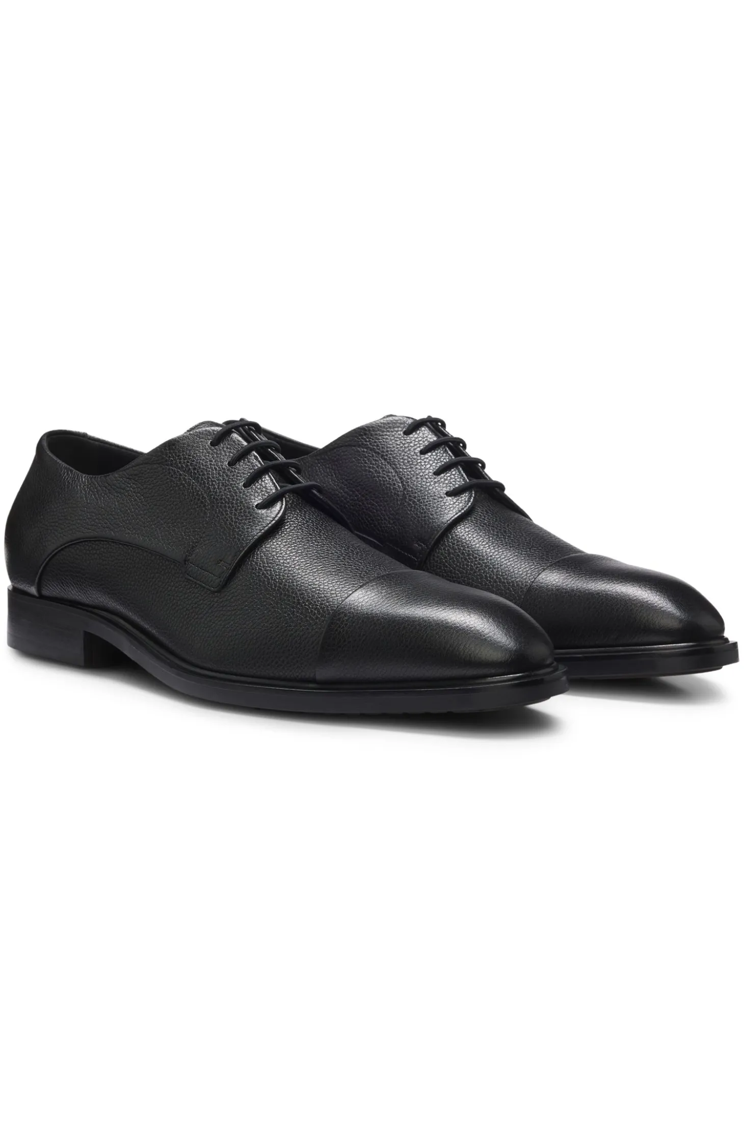 Italian-made Derby shoes in grained leather