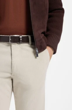Italian-made leather belt with signature-stripe trim