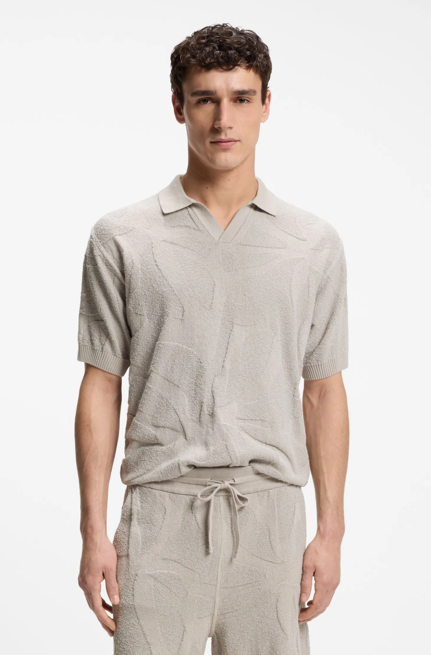 Johnny-collar knit polo with graphic pattern