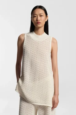 Knitted cotton top with micro-lace structure