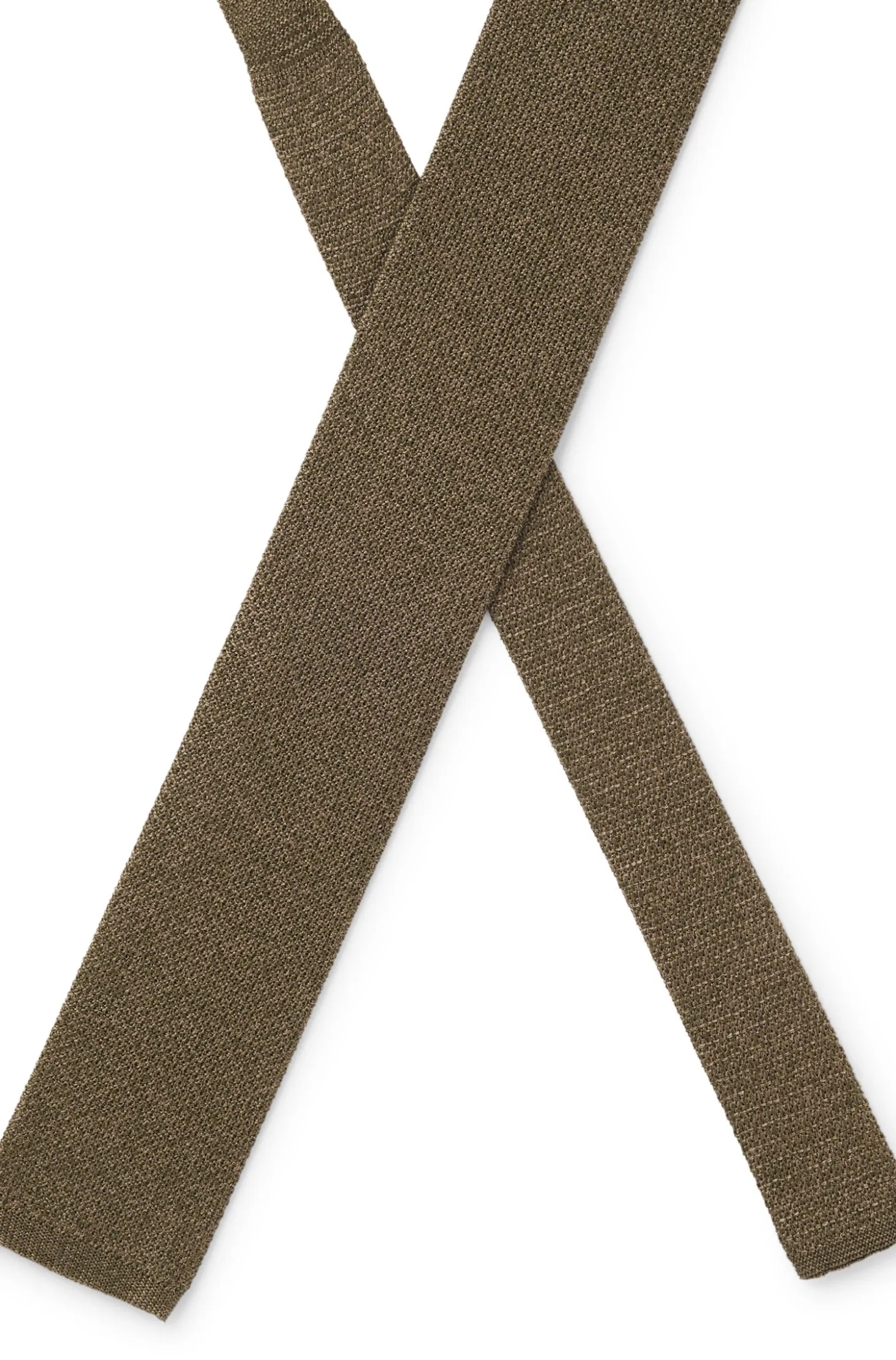 Knitted tie in silk