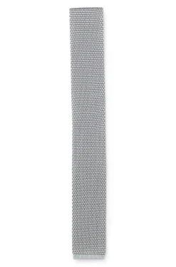 Knitted tie in silk