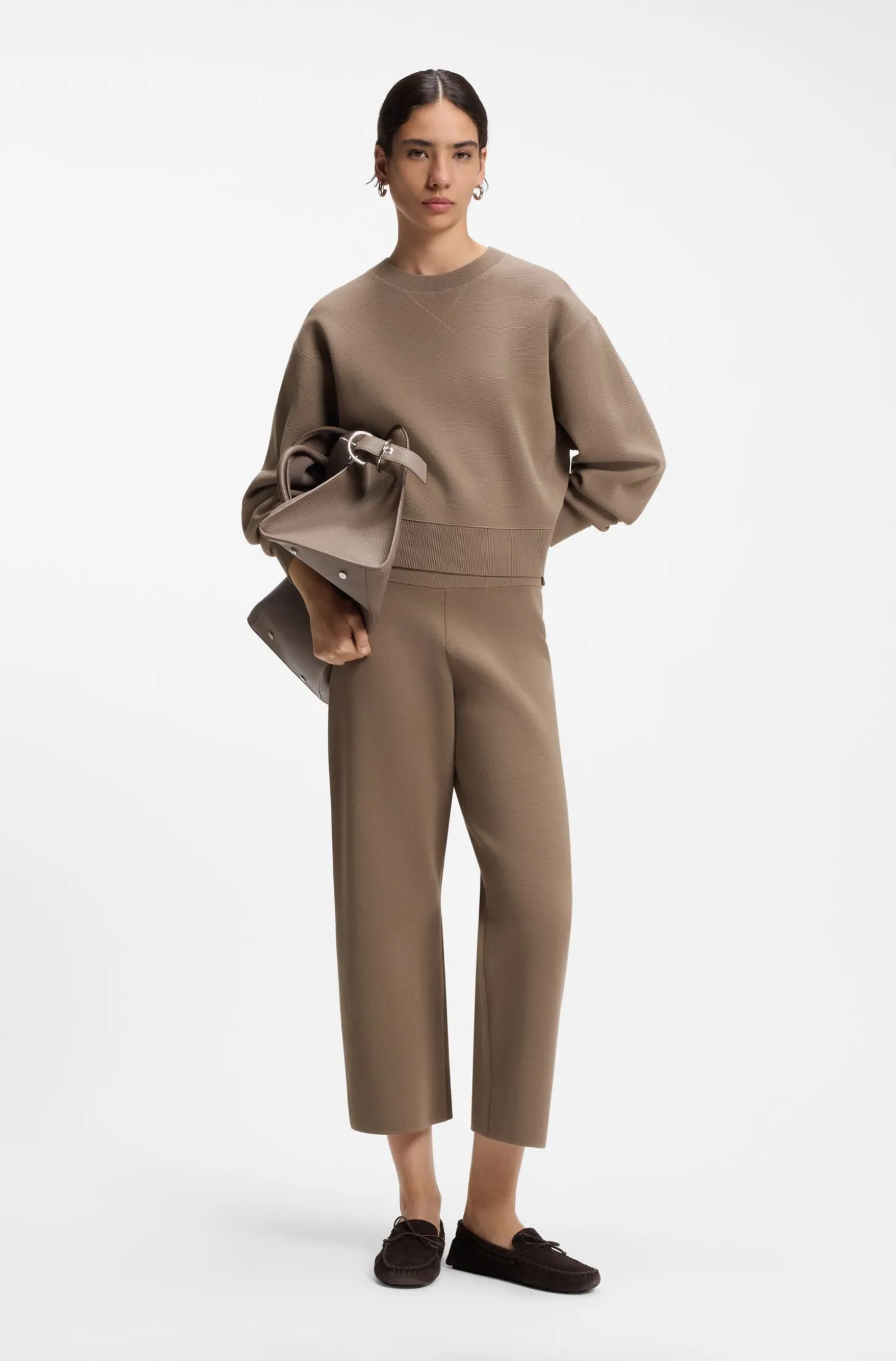 Knitted trousers in stretch fabric