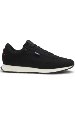 Knitted-upper trainers with logo flag