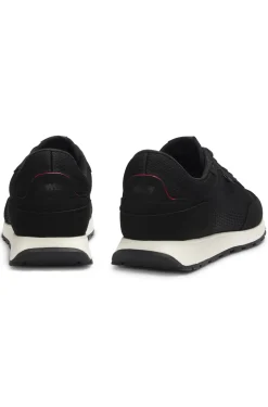 Knitted-upper trainers with logo flag