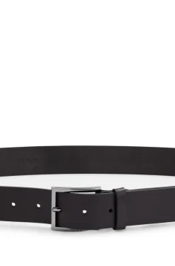 Leather belt with engraved-logo buckle