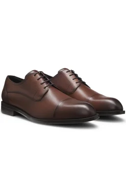 Leather Derby shoes with cap toe