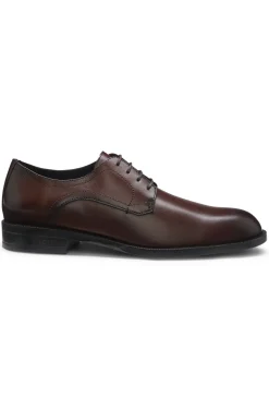 Leather Derby shoes with stitching details