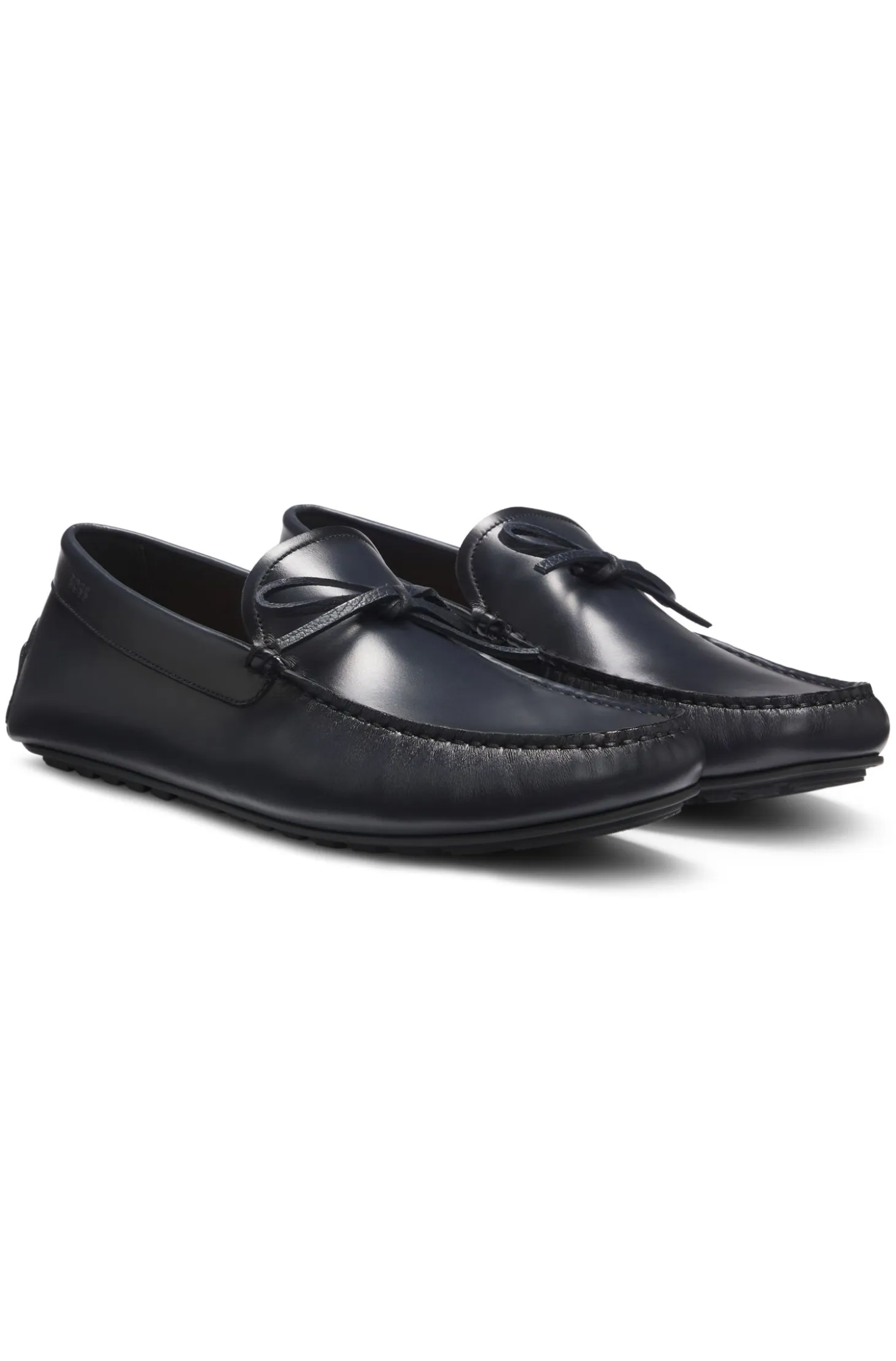 Leather driver moccasins with bow trim
