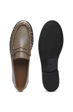 Leather moccasins with Double B monogram