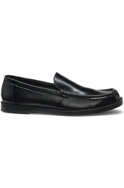 Leather moccasins with stacked logo