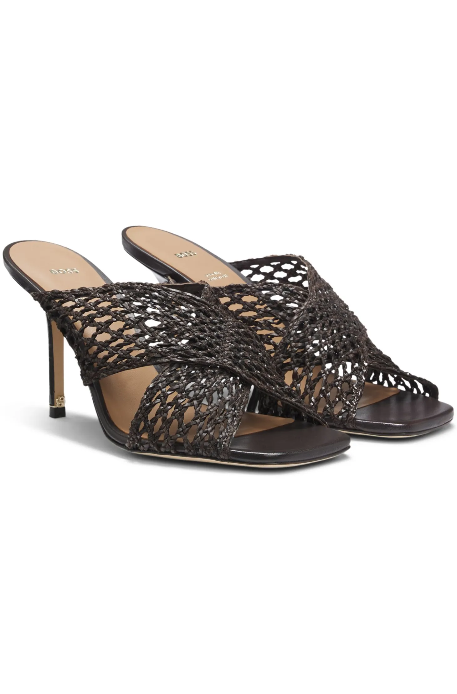 Leather sandals with woven uppers