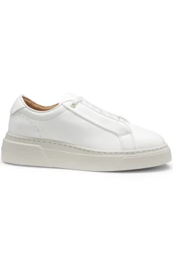 Leather trainers with inner wedge
