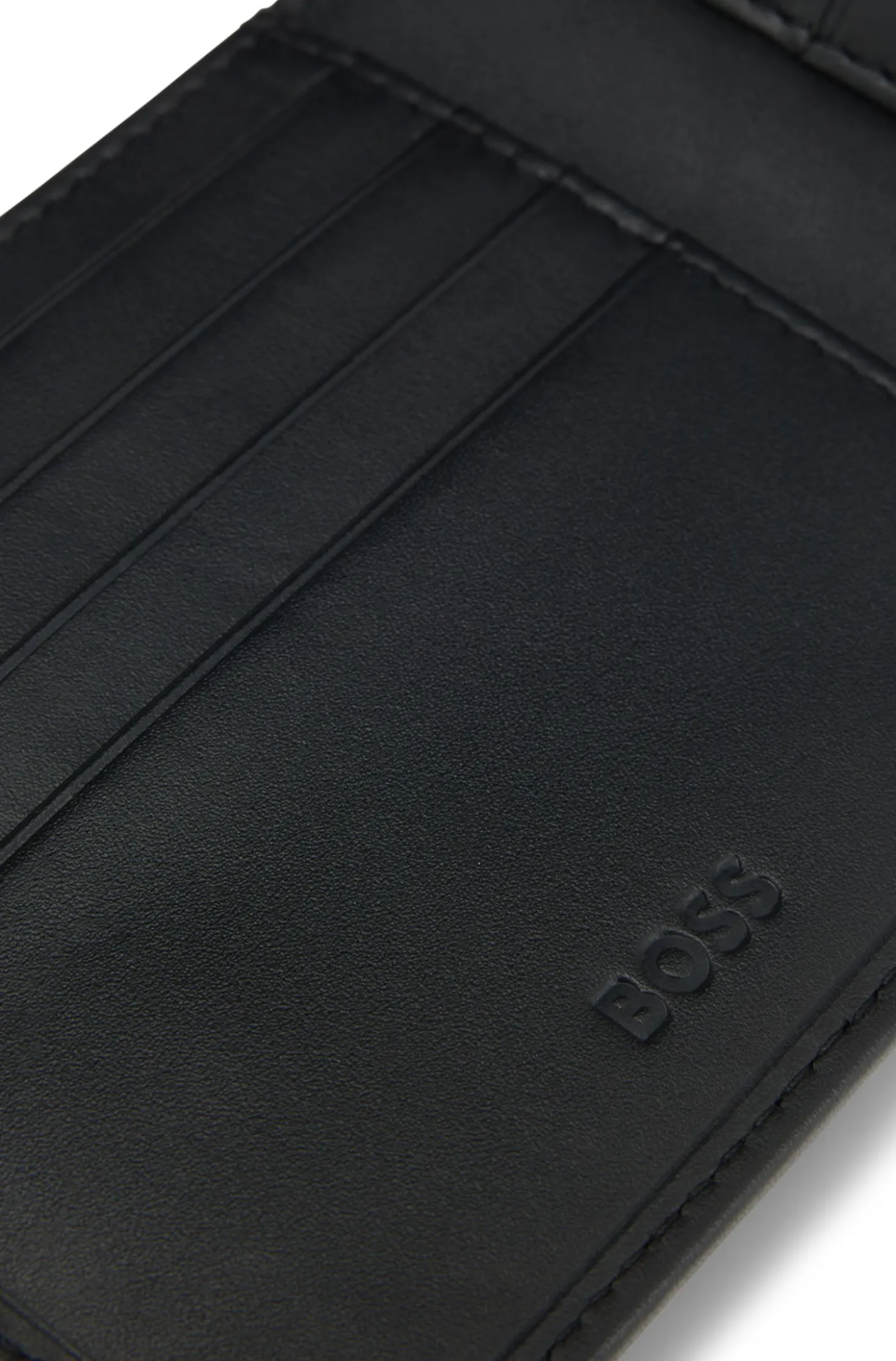 Leather wallet with logo lettering