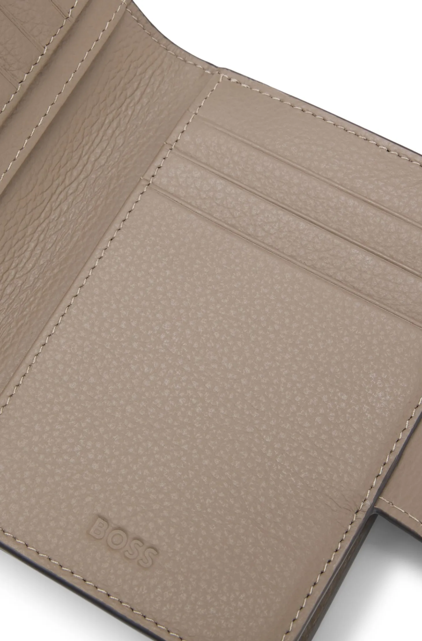 Leather wallet with logo lettering