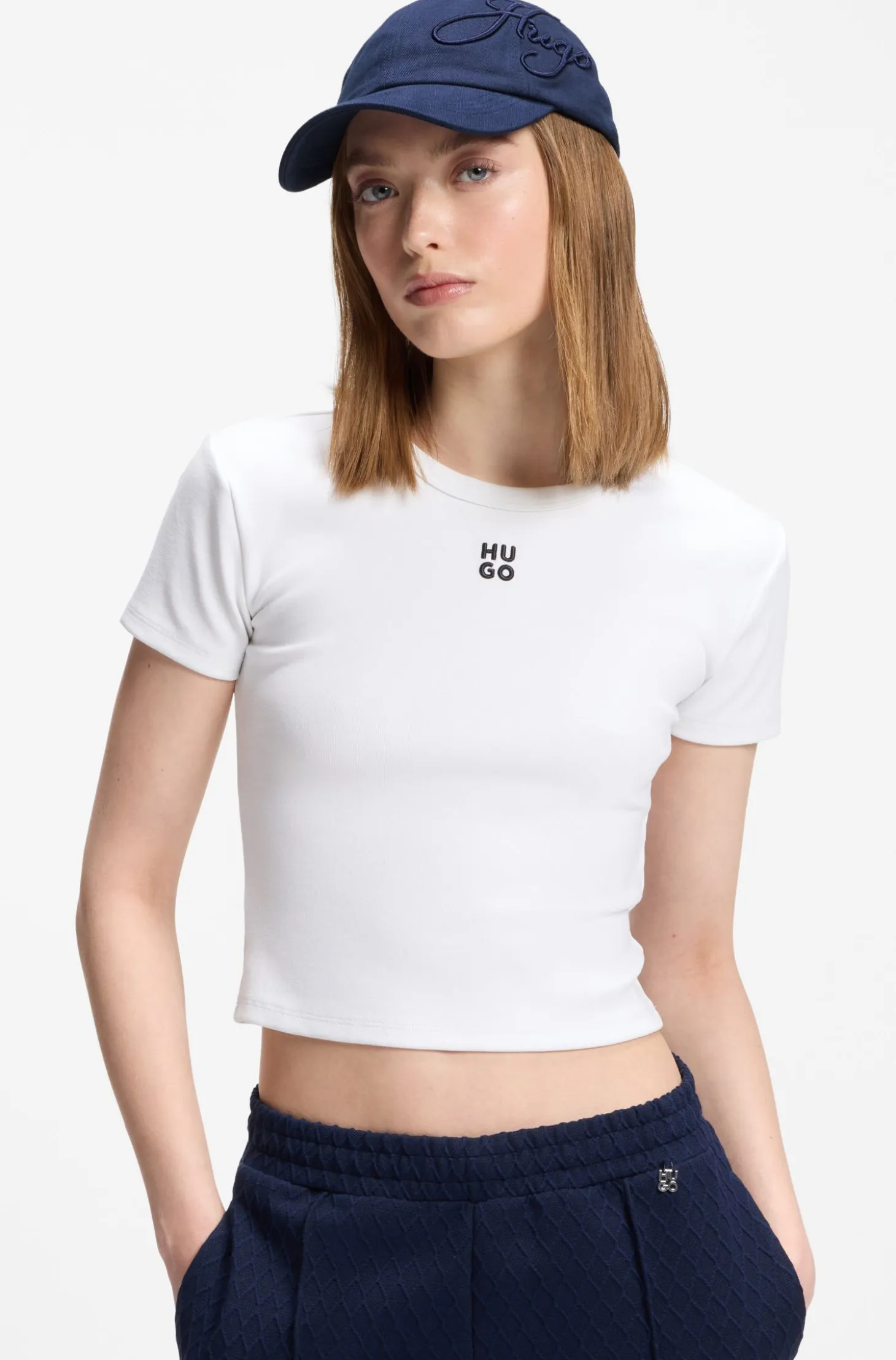 Logo-embroidered cap in cotton twill