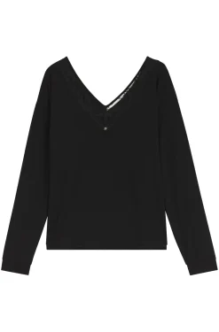 Long-sleeved pyjama top with lace neckline