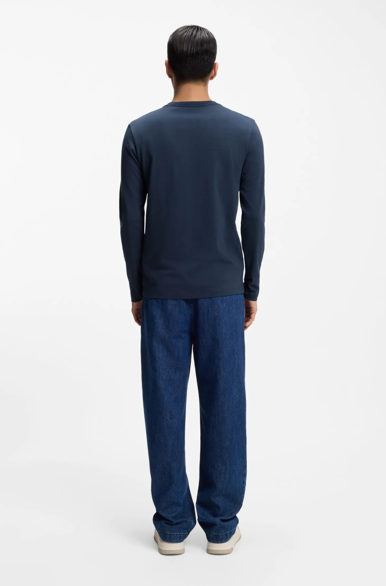 Long-sleeved T-shirt in cotton with logo patch