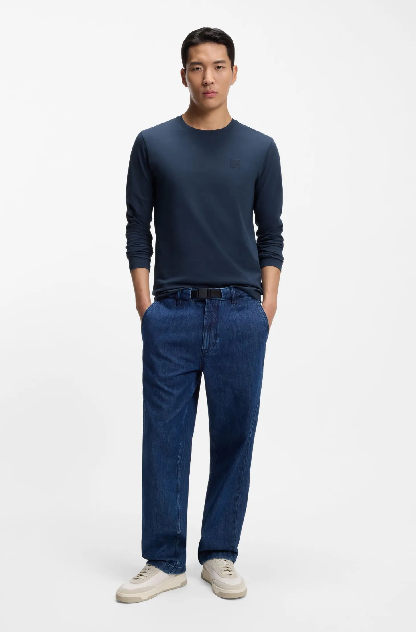 Long-sleeved T-shirt in cotton with logo patch