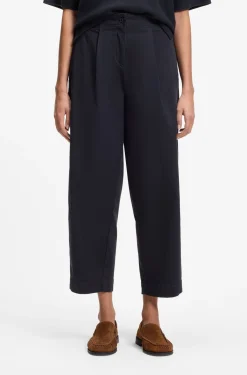 Loose-fit chinos in stretch-cotton twill