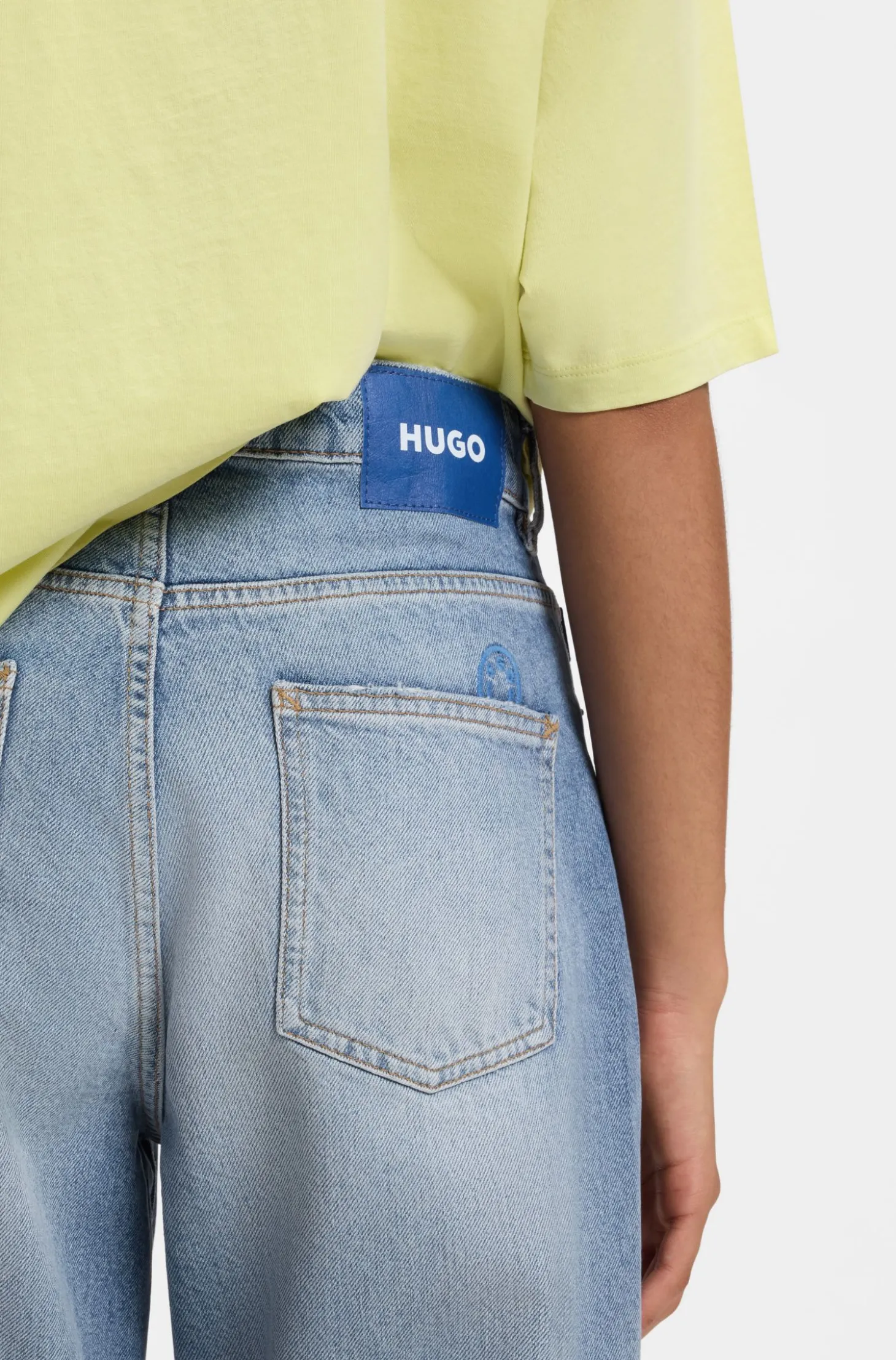 Loose-fit jeans in blue rigid denim
