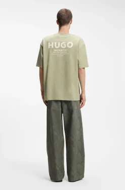 Loose-fit T-shirt in cotton with rear logo artwork