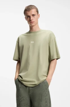 Loose-fit T-shirt in cotton with rear logo artwork