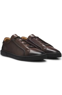 Low-cut trainers in premium brushed leather