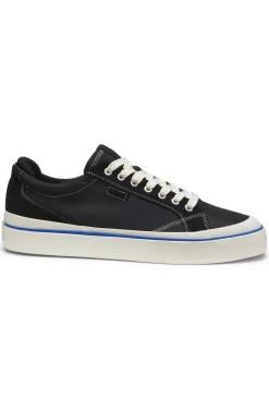 Low-top trainers with blue-line outsole
