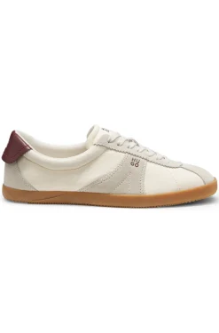Low-top trainers with suede trims