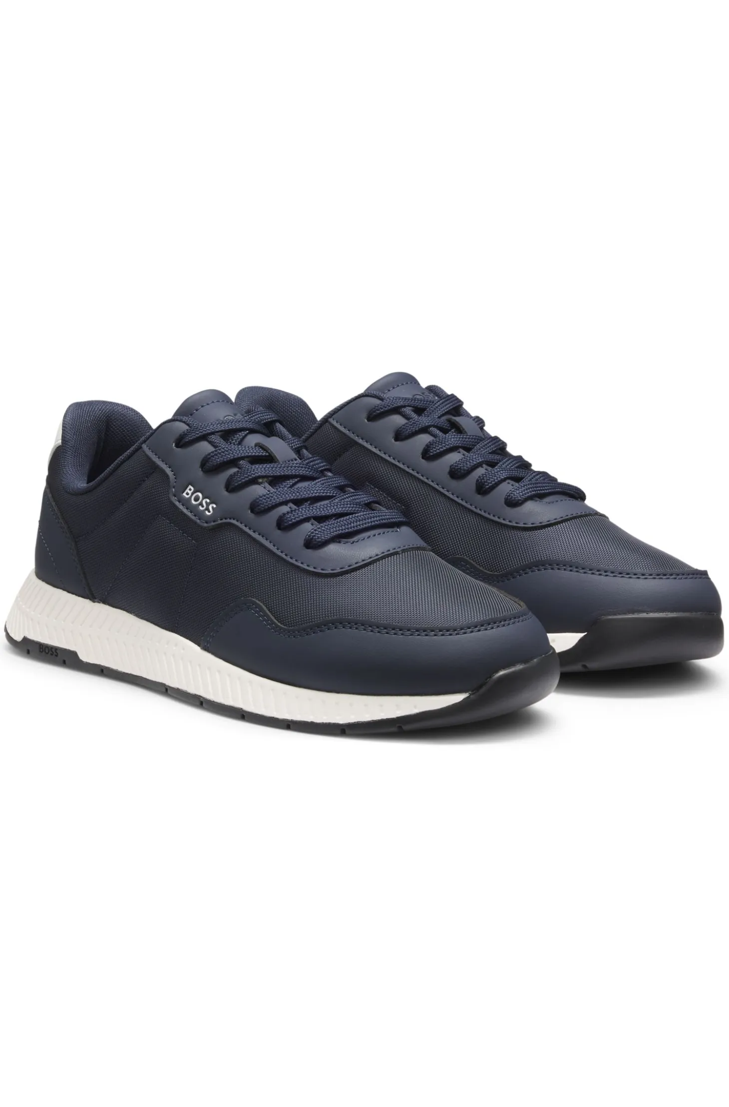 Low-top trainers with textured uppers