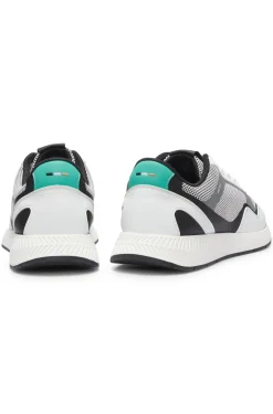Mesh trainers with ribbed sole