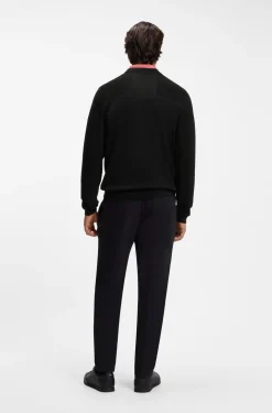 Mixed-structure sweater with moisture management
