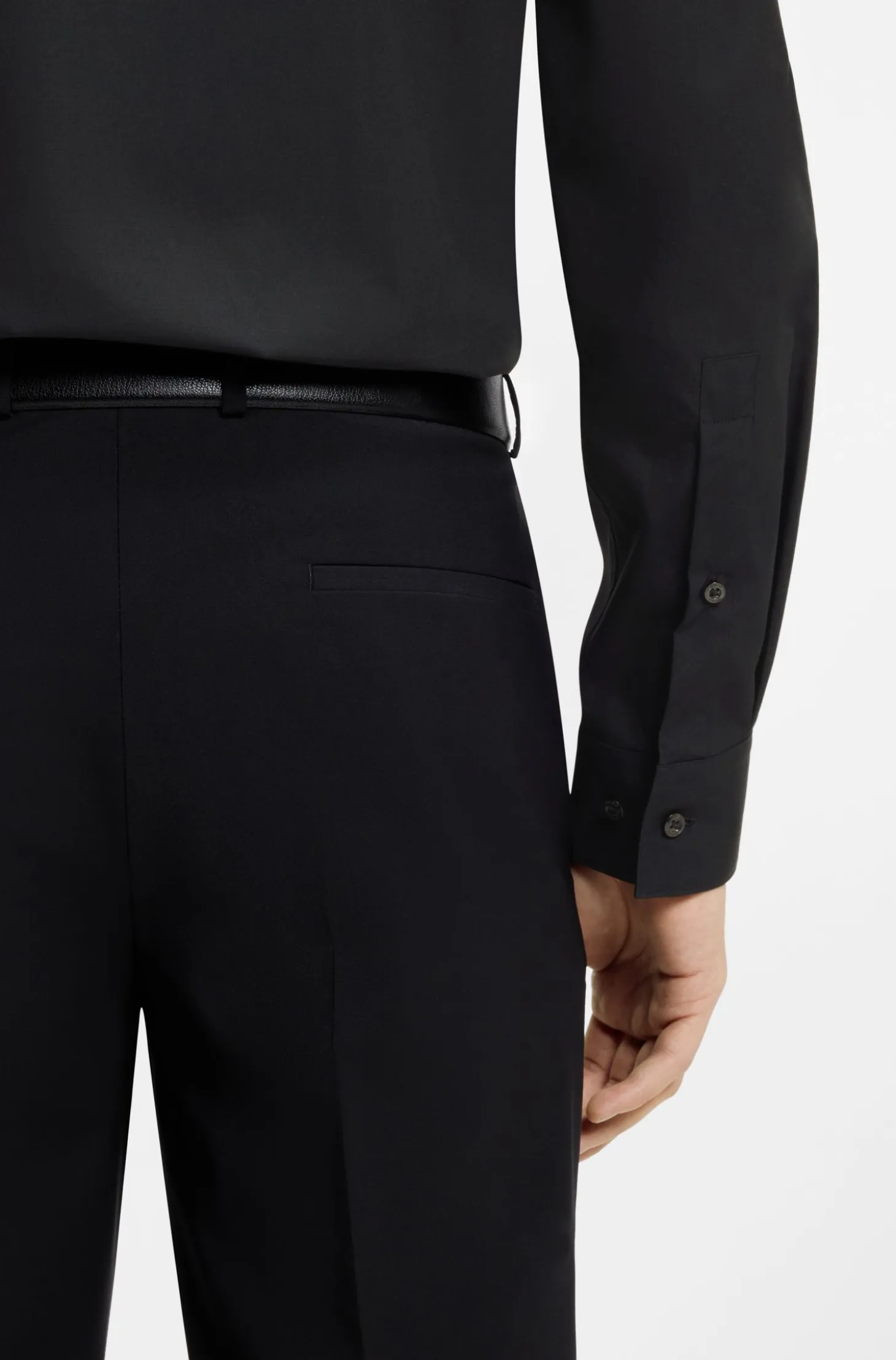 Modern-fit shirt in easy-iron cotton poplin