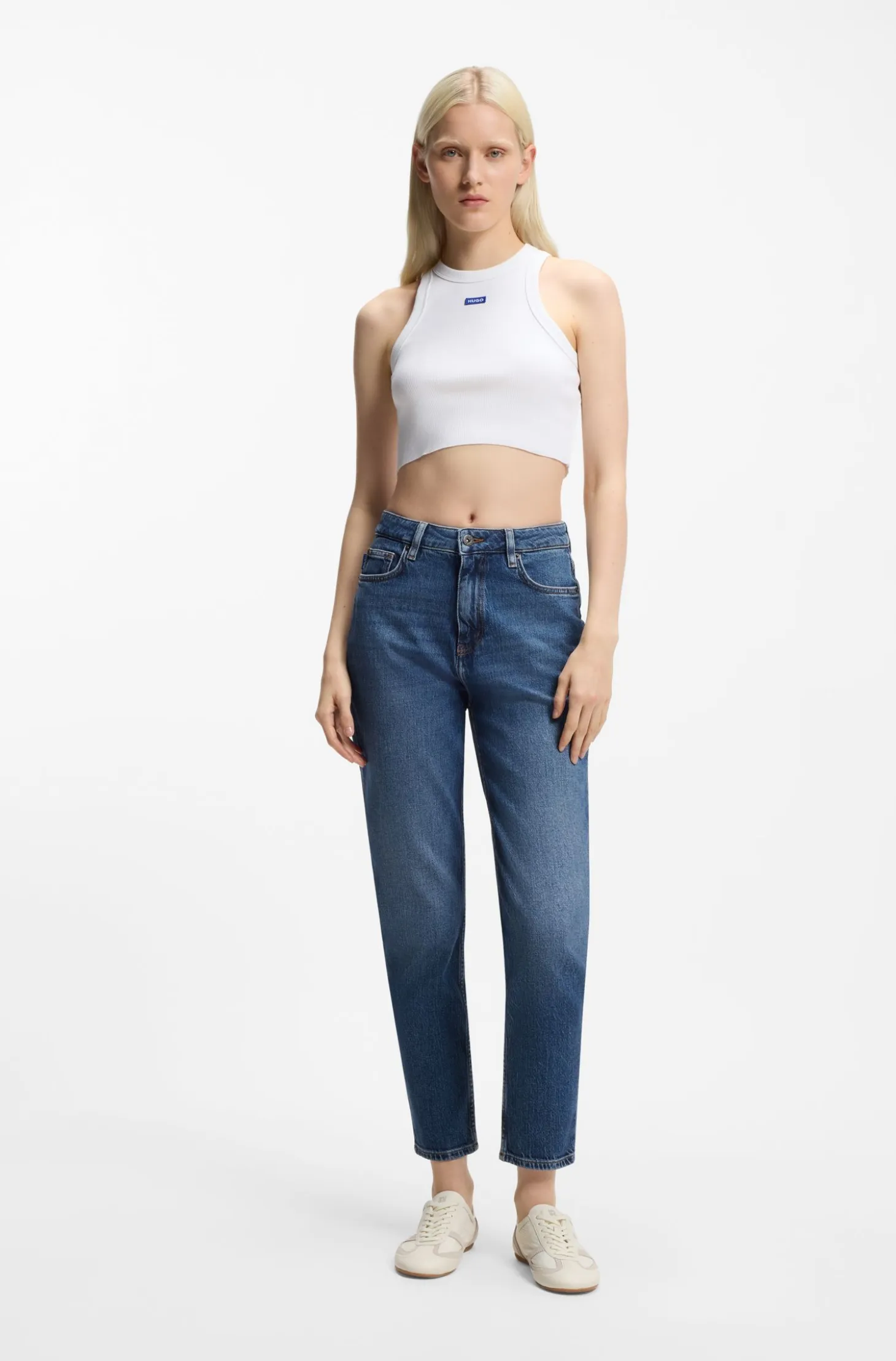 Mom jeans in medium-blue stretch denim