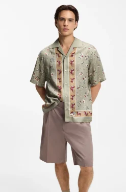 Oversized-fit shirt with statement print