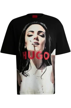 Oversized-fit T-shirt in cotton with statement artwork
