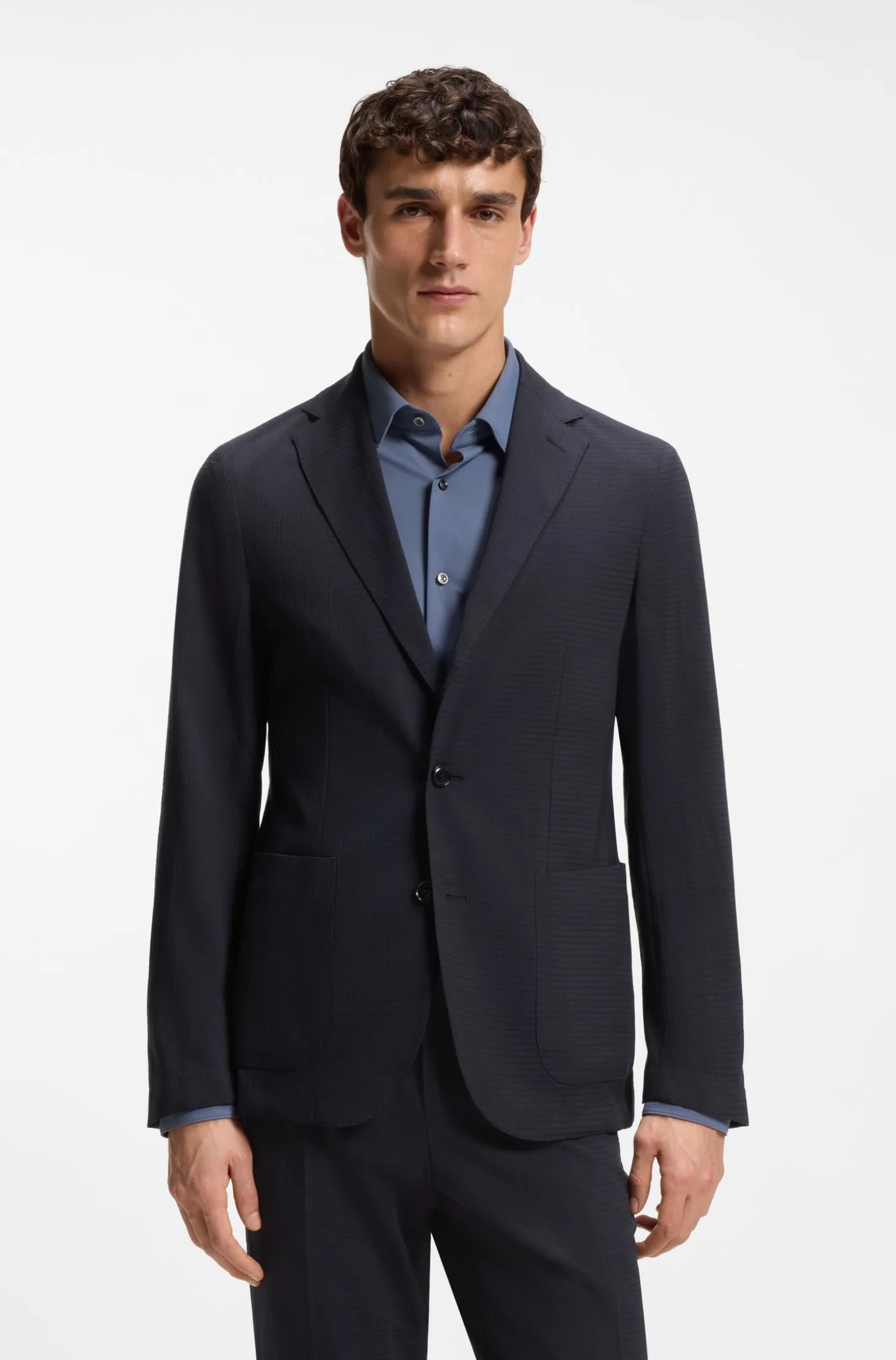 Packable slim-fit blazer in a washable wool blend