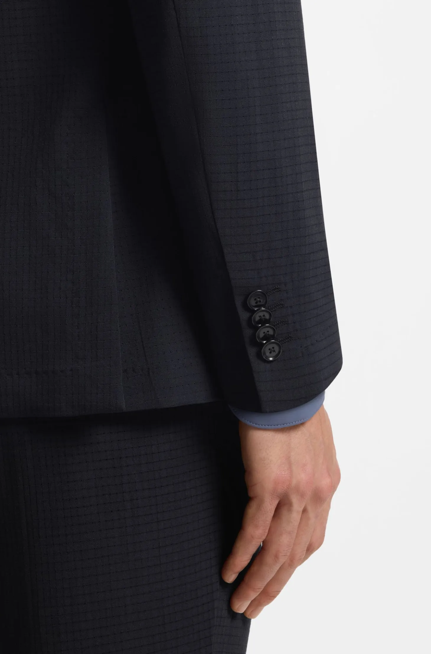 Packable slim-fit blazer in a washable wool blend