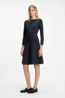 Patterned boat-neck dress in a stretch knit