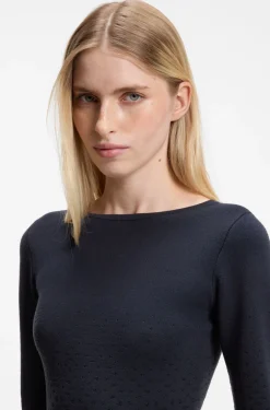 Patterned boat-neck dress in a stretch knit
