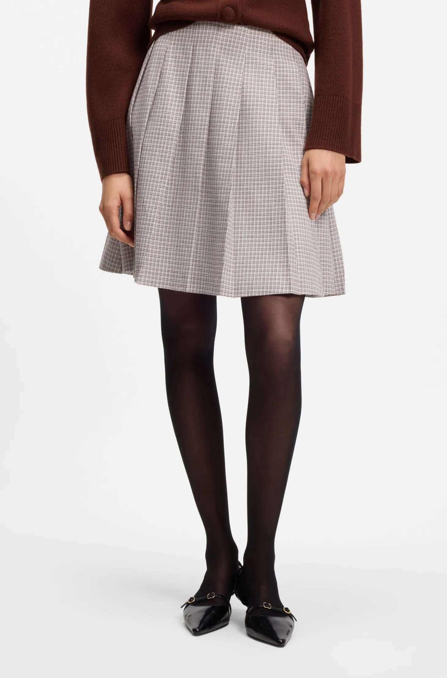Pleated mini skirt with micro check