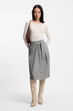 Pleat-front skirt with belt